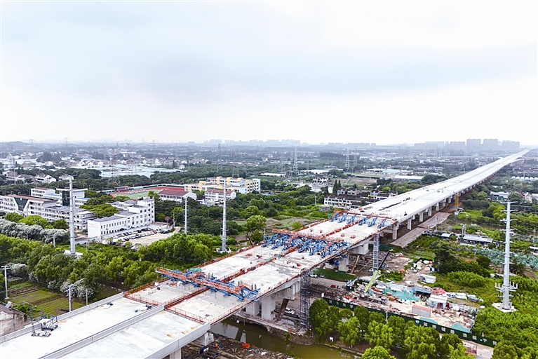 項目建設加速沖刺